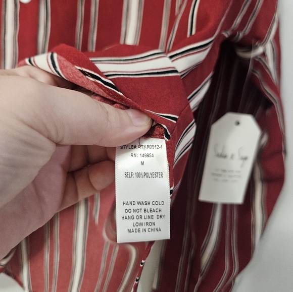 Sadie & Sage Red And White Stripe Button Down Blouse! - Picture 4 of 6